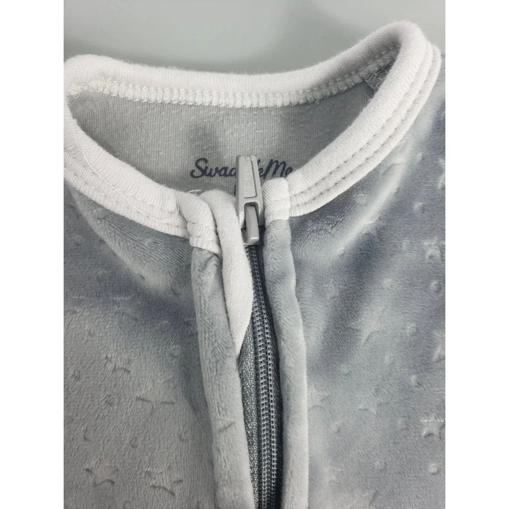 SwaddleMe Newborn Grey Star Embossed Plush Zipper Pod Sleep Sack‎ Swaddle NB